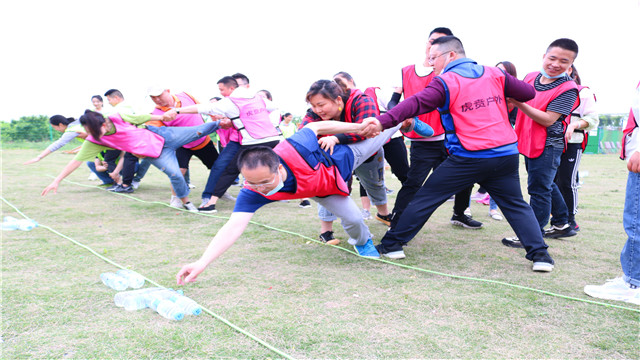 凱佰樂戶外拓展之群龍取水 凱佰樂戶外拓展之群龍取水