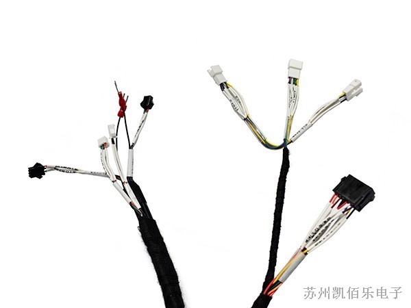 機(jī)器人頭蓋對(duì)接線束 機(jī)器人頭蓋對(duì)接線束