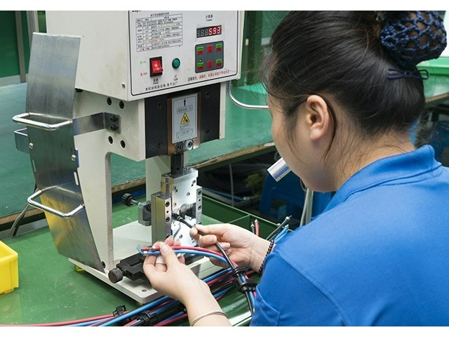 線(xiàn)束生產(chǎn)工藝全解析：從絞線(xiàn)到成品的八大步驟